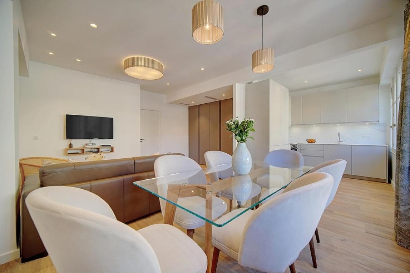 Magnifique 3 Pieces Renove Cannes Centre 'Banane' Avec Veranda ! A2B88 Dış mekan fotoğraf